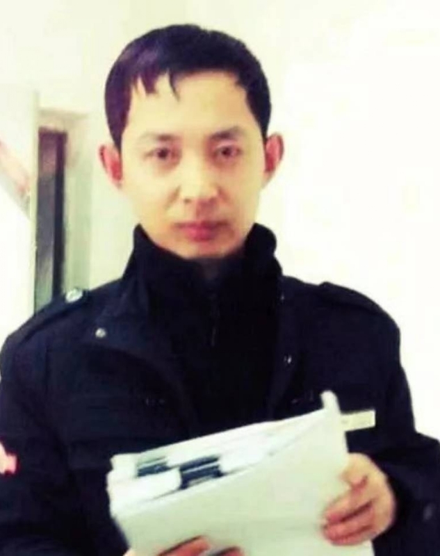 风雨中有你的第一张照片--保定相亲服务中心