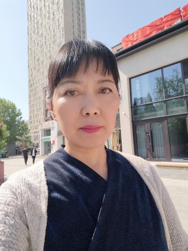 天山雪莲的第一张照片--保定相亲服务中心