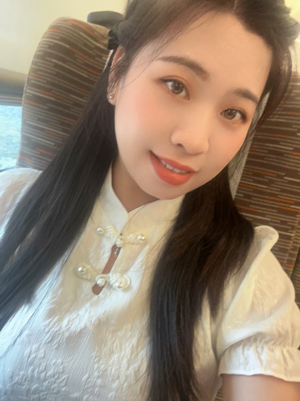 Lin的第三张照片--保定相亲服务中心
