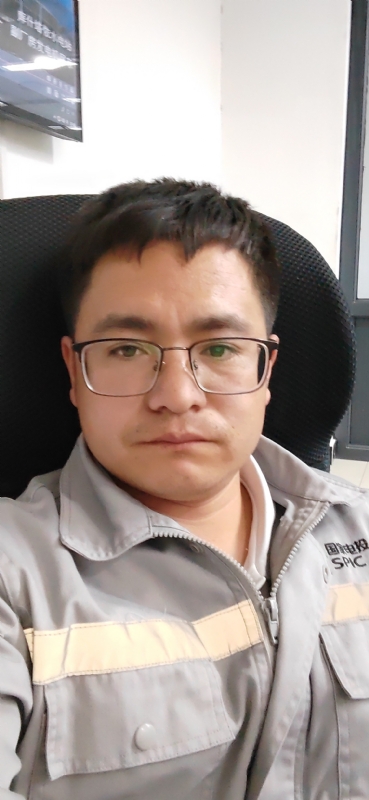 苏先生的第三张照片--保定相亲服务中心