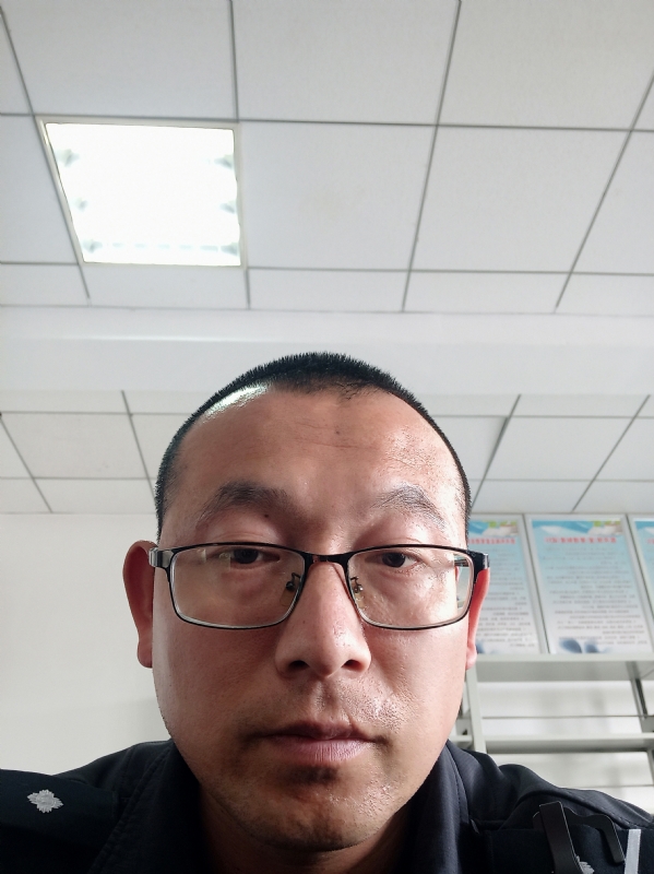 布鲁斯贺的第三张照片--保定相亲服务中心