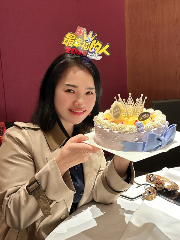 Apple的第一张照片--保定相亲服务中心