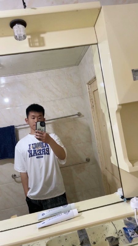 哈哈的第一张照片--保定相亲服务中心