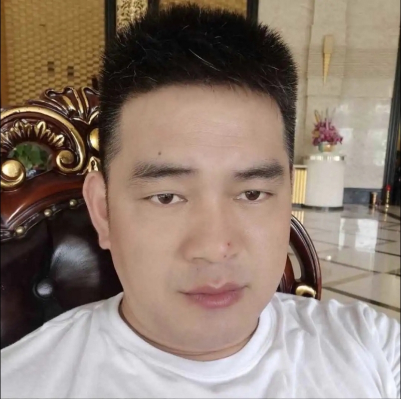 随风的第一张照片--保定相亲服务中心