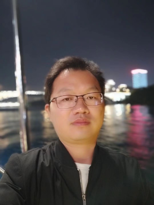 祝你平安的第一张照片--保定相亲服务中心